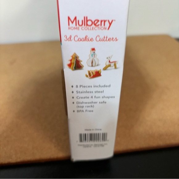 Mulberry 3D Cookie Cutters Stand Up Holiday Shape 8pc Sleigh Snowman Deer Tree - Picture 10 of 10